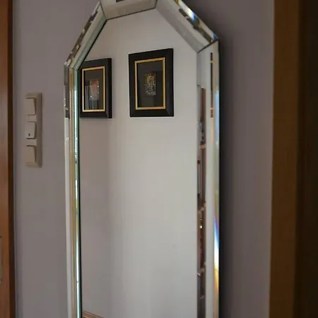 Apartment Schoene Grosse 2 Schlafzimmer Bis 6 Pax Naehe Stadion Signal Iduna Dortmund