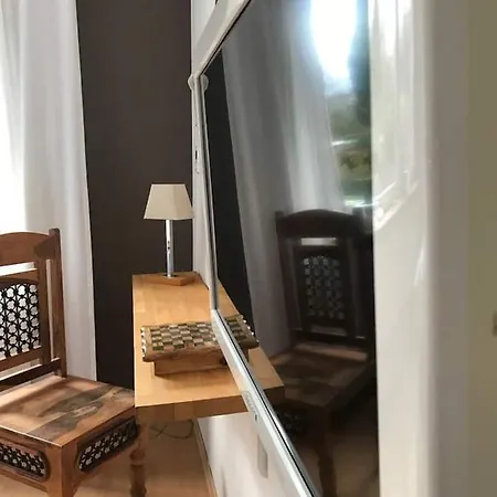 Apartment Schoene Grosse 2 Schlafzimmer Bis 6 Pax Naehe Stadion Signal Iduna *